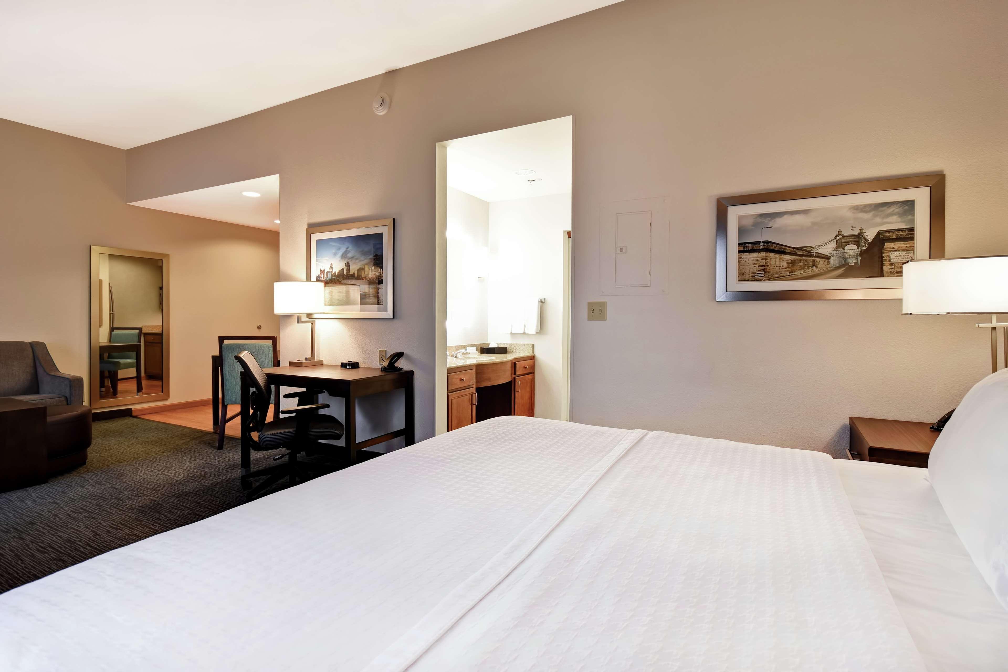 Homewood Suites By Hilton Cincinnati-Milford Bagian luar foto